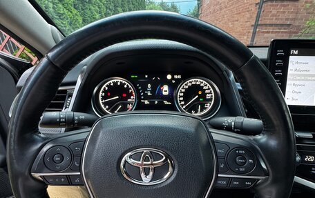 Toyota Camry, 2021 год, 3 299 000 рублей, 27 фотография