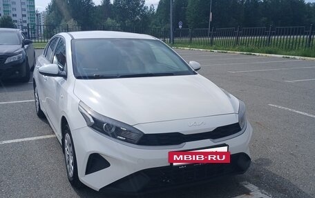 KIA Cerato IV, 2022 год, 2 200 000 рублей, 3 фотография