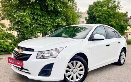 Chevrolet Cruze II, 2012 год, 735 000 рублей, 2 фотография