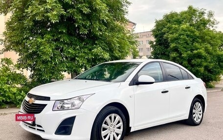 Chevrolet Cruze II, 2012 год, 735 000 рублей, 4 фотография