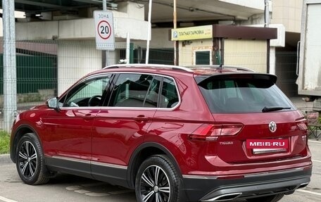 Volkswagen Tiguan II, 2017 год, 2 600 000 рублей, 6 фотография