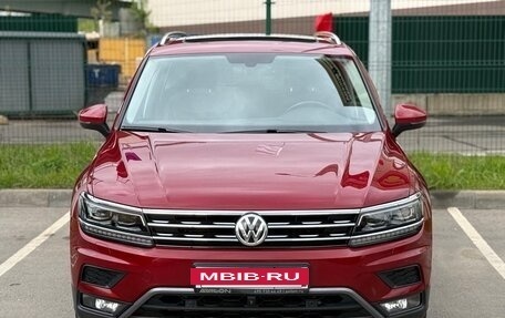 Volkswagen Tiguan II, 2017 год, 2 600 000 рублей, 3 фотография