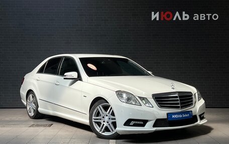 Mercedes-Benz E-Класс, 2011 год, 1 750 000 рублей, 3 фотография