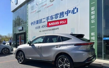 Toyota Venza, 2022 год, 2 550 000 рублей, 3 фотография