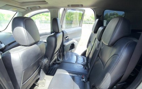 Mitsubishi Outlander III рестайлинг 3, 2007 год, 560 000 рублей, 10 фотография