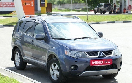 Mitsubishi Outlander III рестайлинг 3, 2007 год, 560 000 рублей, 3 фотография