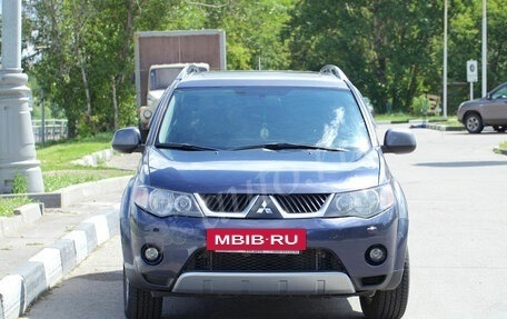 Mitsubishi Outlander III рестайлинг 3, 2007 год, 560 000 рублей, 2 фотография