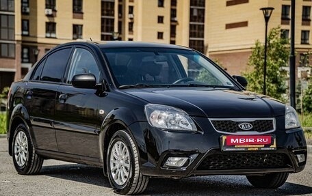 KIA Rio II, 2011 год, 690 000 рублей, 1 фотография