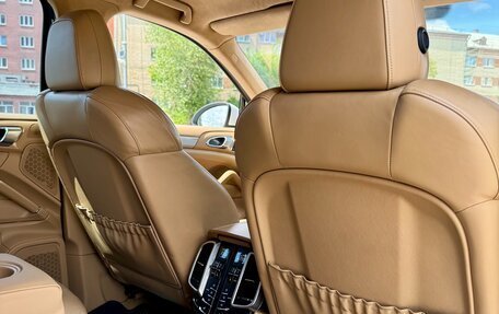 Porsche Cayenne III, 2012 год, 2 400 000 рублей, 8 фотография