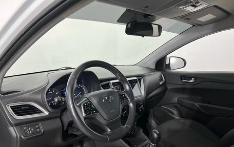 Hyundai Solaris II рестайлинг, 2020 год, 1 250 000 рублей, 8 фотография