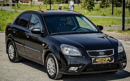 KIA Rio II, 2011 год, 690 000 рублей, 2 фотография