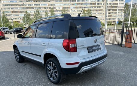 Skoda Yeti I рестайлинг, 2017 год, 1 550 000 рублей, 8 фотография