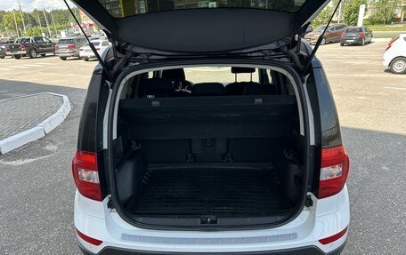 Skoda Yeti I рестайлинг, 2017 год, 1 550 000 рублей, 12 фотография