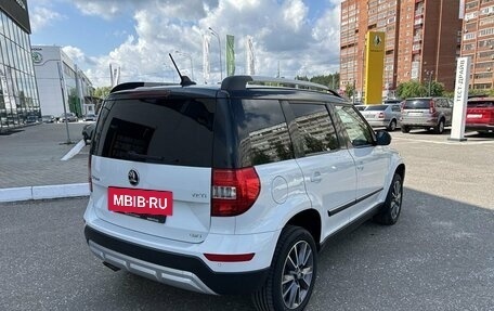 Skoda Yeti I рестайлинг, 2017 год, 1 550 000 рублей, 6 фотография