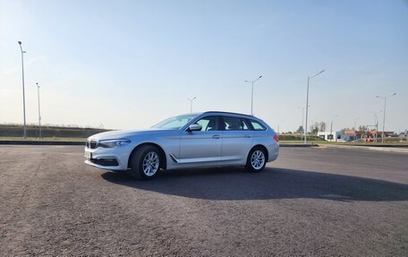 BMW 5 серия, 2019 год, 1 990 000 рублей, 5 фотография