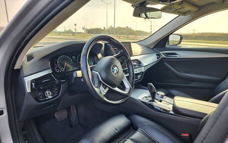 BMW 5 серия, 2019 год, 1 990 000 рублей, 10 фотография
