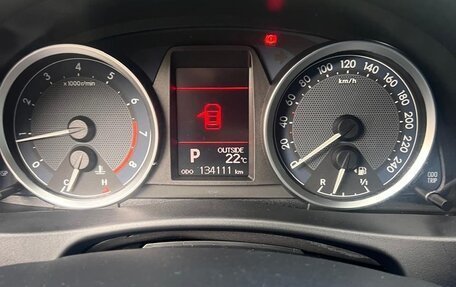 Toyota Auris II, 2013 год, 1 400 000 рублей, 2 фотография