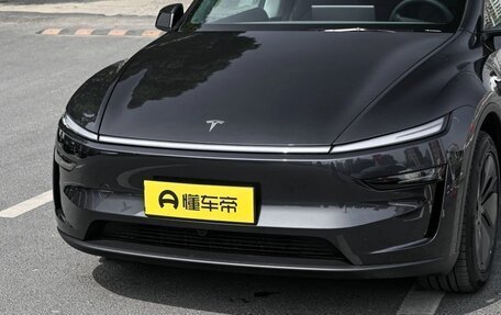 Tesla Model Y I, 2025 год, 5 650 000 рублей, 9 фотография