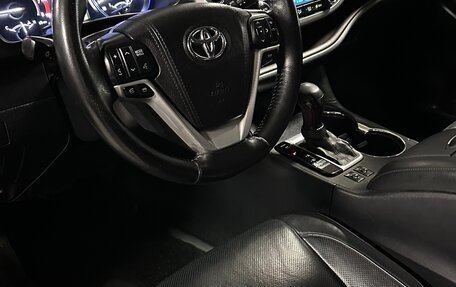 Toyota Highlander III, 2014 год, 2 500 000 рублей, 19 фотография