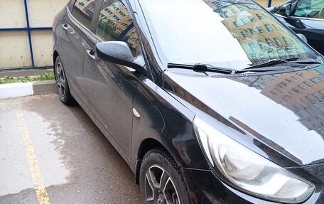 Hyundai Solaris II рестайлинг, 2012 год, 550 000 рублей, 4 фотография