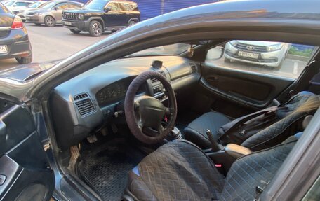 Mazda 323, 1997 год, 215 000 рублей, 5 фотография