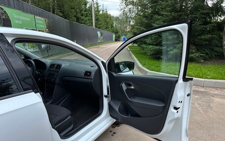 Volkswagen Polo VI (EU Market), 2016 год, 830 000 рублей, 14 фотография