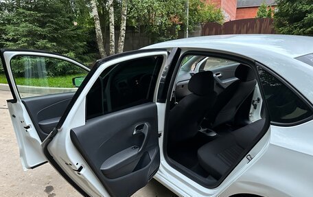 Volkswagen Polo VI (EU Market), 2016 год, 830 000 рублей, 13 фотография