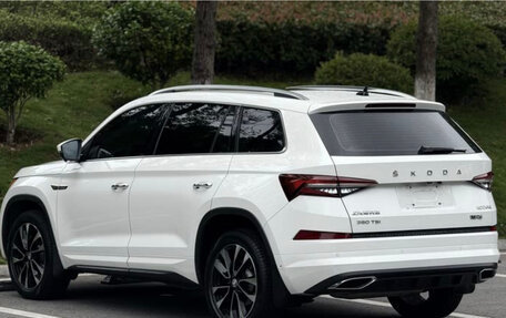 Skoda Kodiaq I, 2022 год, 3 278 950 рублей, 6 фотография