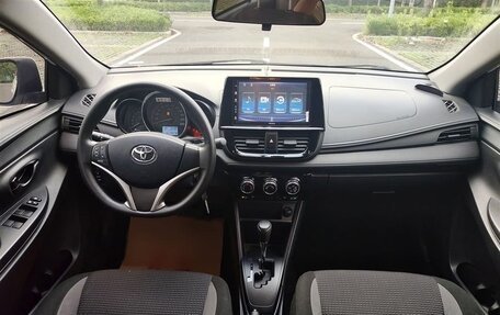 Toyota Vios III, 2022 год, 1 020 000 рублей, 17 фотография