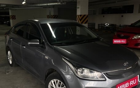 KIA Rio IV, 2018 год, 1 450 000 рублей, 2 фотография