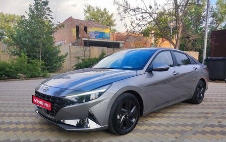 Hyundai Avante, 2021 год, 2 600 000 рублей, 3 фотография