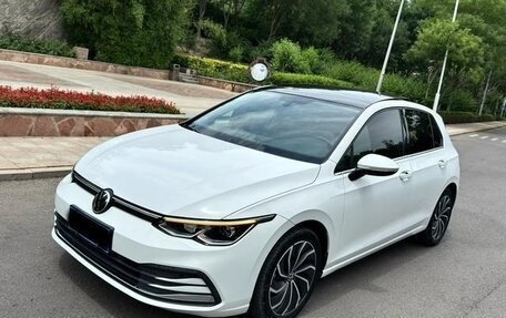 Volkswagen Golf VIII, 2021 год, 1 550 000 рублей, 3 фотография