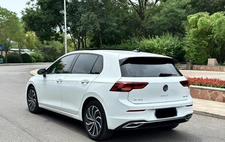 Volkswagen Golf VIII, 2021 год, 1 550 000 рублей, 5 фотография