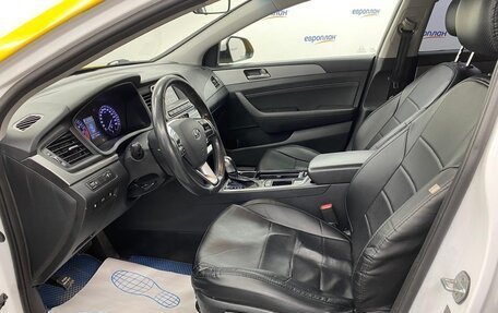 Hyundai Sonata VII, 2019 год, 1 497 000 рублей, 9 фотография