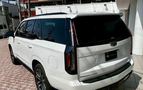 Cadillac Escalade V, 2024 год, 15 170 000 рублей, 6 фотография