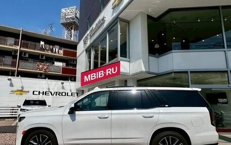 Cadillac Escalade V, 2024 год, 15 170 000 рублей, 4 фотография
