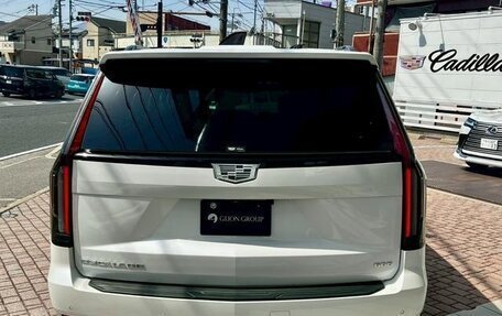Cadillac Escalade V, 2024 год, 15 170 000 рублей, 8 фотография