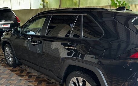 Toyota RAV4, 2020 год, 3 400 000 рублей, 5 фотография