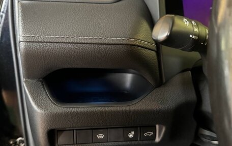 Toyota RAV4, 2020 год, 3 400 000 рублей, 22 фотография