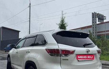 Toyota Highlander III, 2014 год, 2 686 000 рублей, 13 фотография