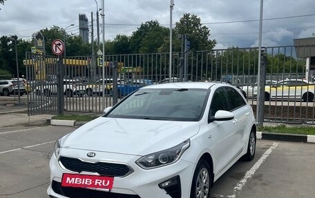 KIA cee'd III, 2018 год, 1 600 000 рублей, 3 фотография