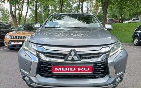 Mitsubishi Pajero Sport III рестайлинг, 2017 год, 3 100 000 рублей, 5 фотография