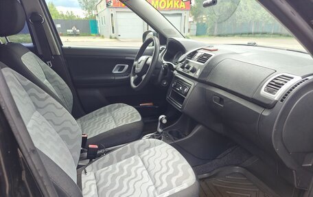Skoda Fabia II, 2009 год, 800 000 рублей, 5 фотография