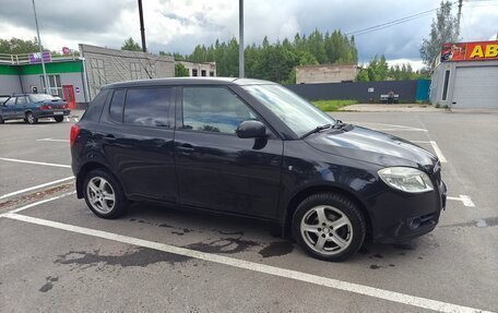 Skoda Fabia II, 2009 год, 800 000 рублей, 3 фотография