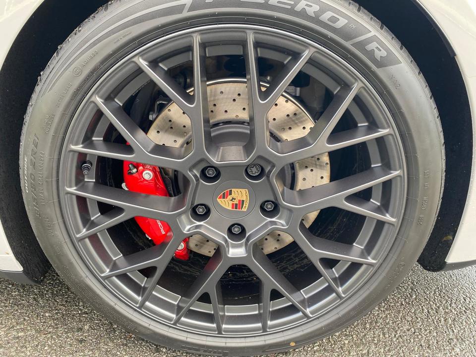 Porsche 911 992, 2025 год, 32 000 000 рублей, 10 фотография