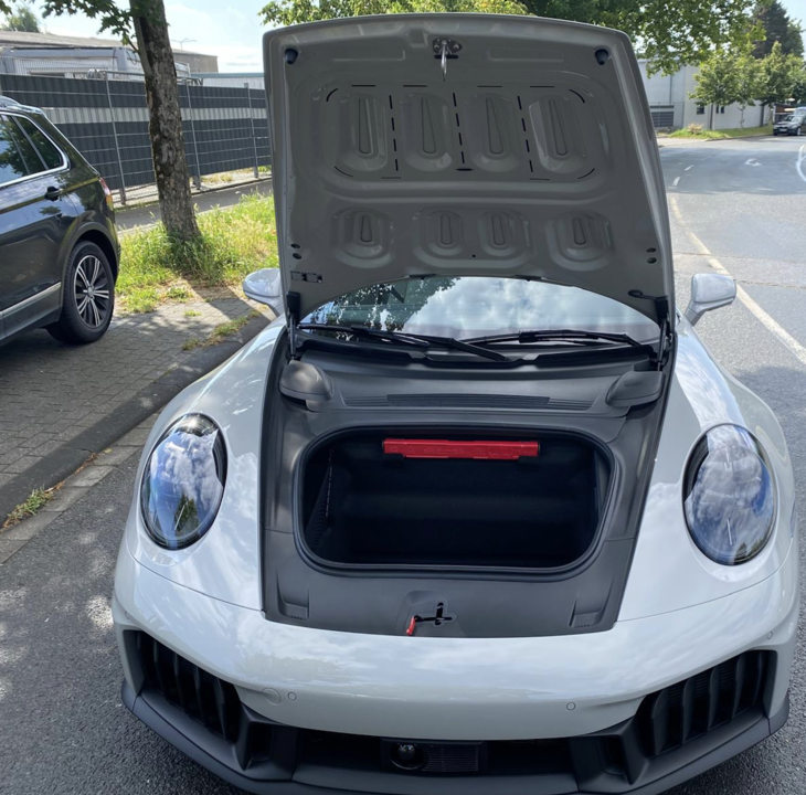 Porsche 911 992, 2025 год, 32 000 000 рублей, 6 фотография