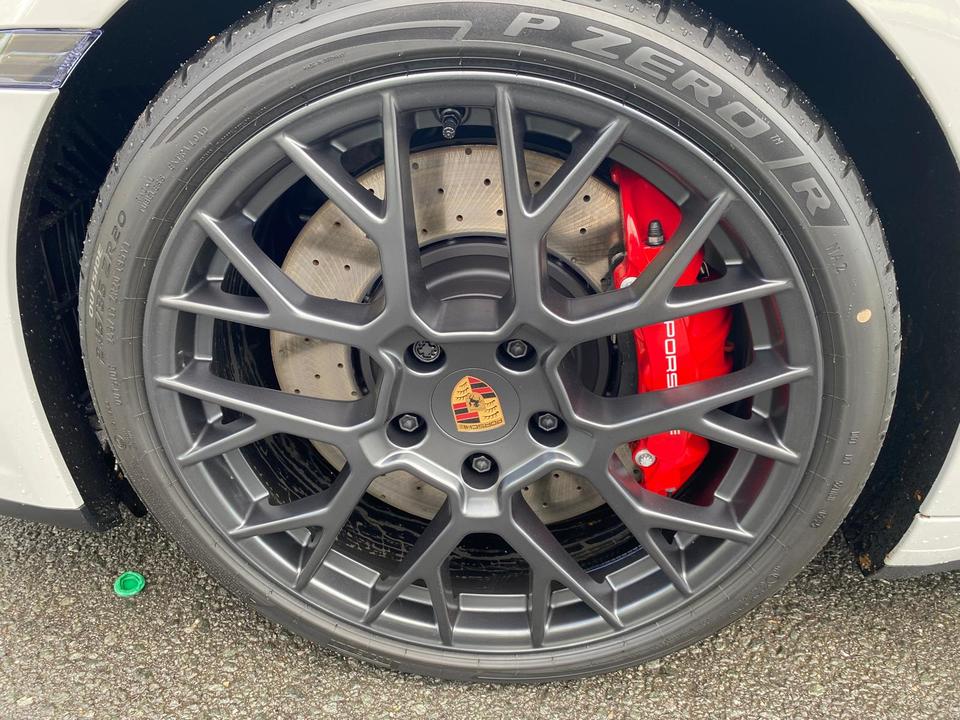 Porsche 911 992, 2025 год, 32 000 000 рублей, 11 фотография