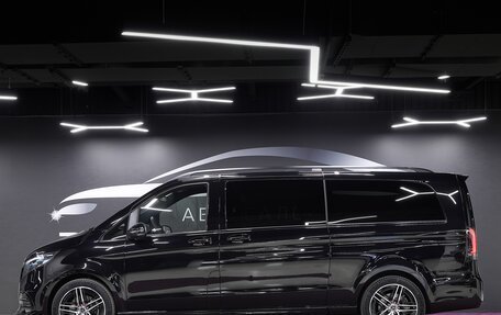 Mercedes-Benz V-Класс, 2025 год, 17 900 000 рублей, 2 фотография