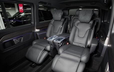 Mercedes-Benz V-Класс, 2025 год, 17 900 000 рублей, 25 фотография