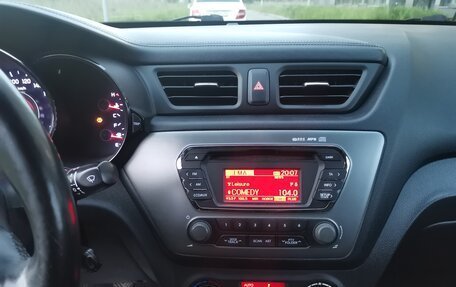 KIA Rio III рестайлинг, 2014 год, 860 000 рублей, 10 фотография